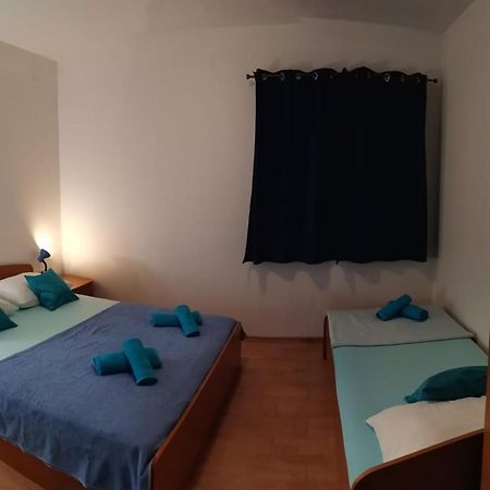 Apartments Sretna Carnac Ngoại thất bức ảnh