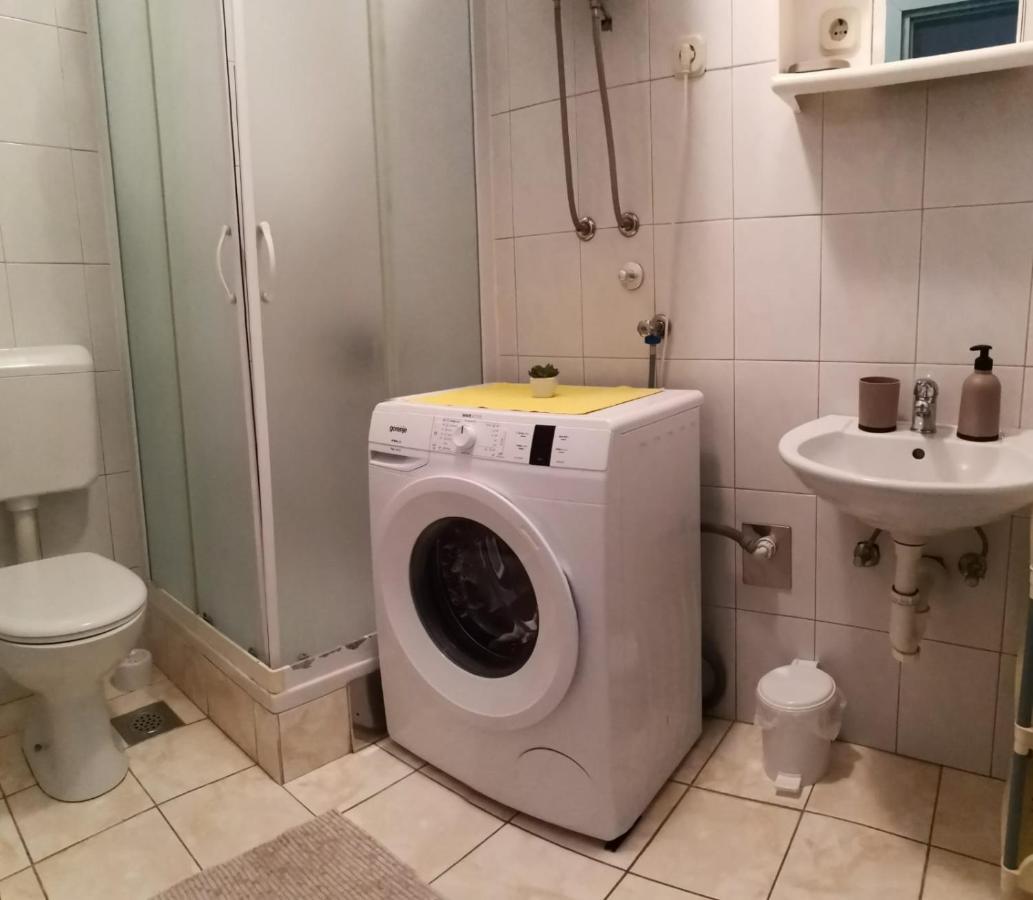 Apartments Sretna Carnac Ngoại thất bức ảnh