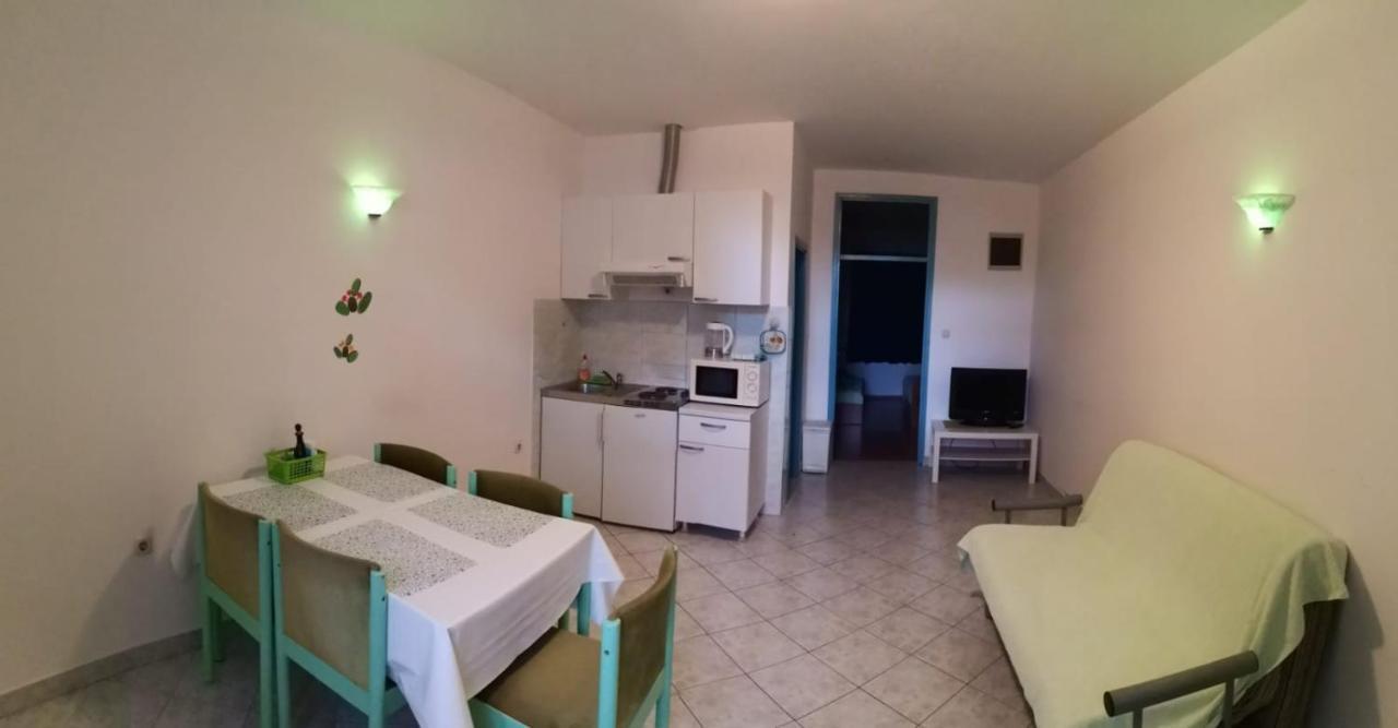 Apartments Sretna Carnac Ngoại thất bức ảnh