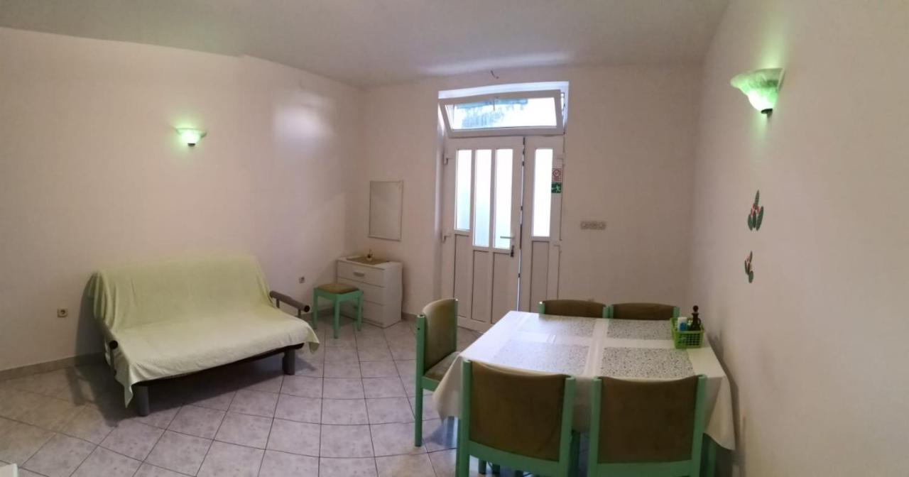 Apartments Sretna Carnac Ngoại thất bức ảnh